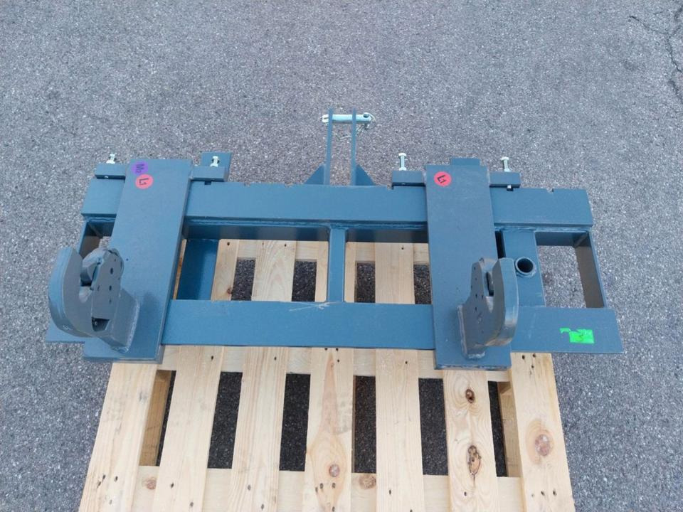 Adapter Weidemann Hoflader auf 3 Punkt Kat II Palettengabel Euro - Furci: Foto 2 Adapter Weidemann Hoflader auf 3 Punkt Kat II Palettengabel Euro - Furci: Foto 2