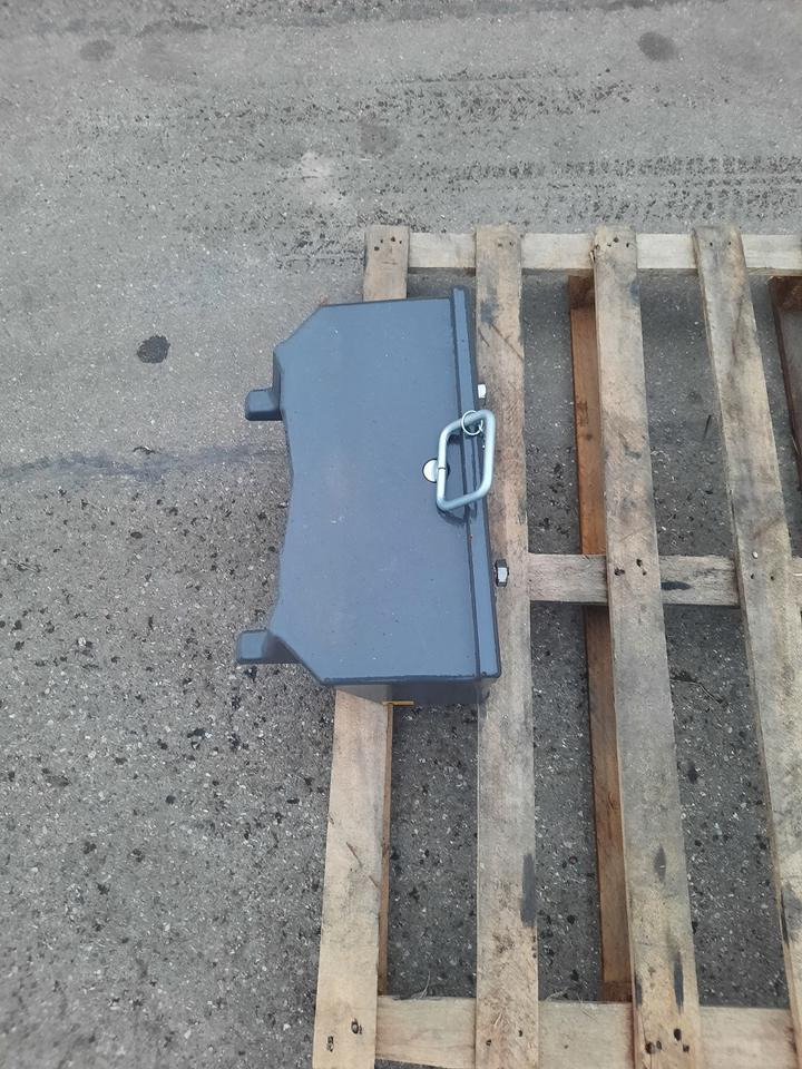 Front Gewicht Claas Schlepper Schleppergewicht Fendt - Contragreutate: Foto 3 Front Gewicht Claas Schlepper Schleppergewicht Fendt - Contragreutate: Foto 3