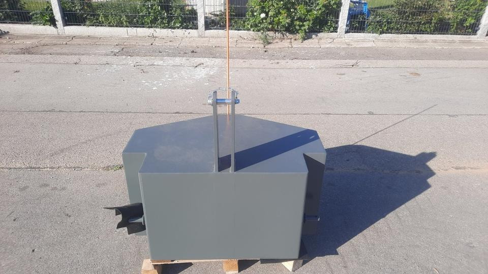 Frontgewicht Heckgewicht 300 - 1200kg Traktor Gewicht Schlepper - Contragreutate: Foto 3 Frontgewicht Heckgewicht 300 - 1200kg Traktor Gewicht Schlepper - Contragreutate: Foto 3