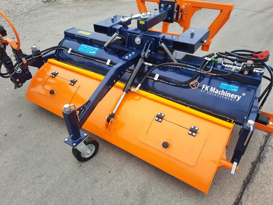 Kehrmaschine 1,2m bis 2,8m Schlepper Radlader Teleskoplader - Perie: Foto 3 Kehrmaschine 1,2m bis 2,8m Schlepper Radlader Teleskoplader - Perie: Foto 3