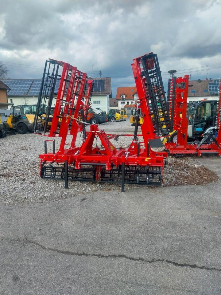Kultivator Coral Plus Saatbettkombination Egge Grubber Lemken - Cultivator: Foto 4 Kultivator Coral Plus Saatbettkombination Egge Grubber Lemken - Cultivator: Foto 4