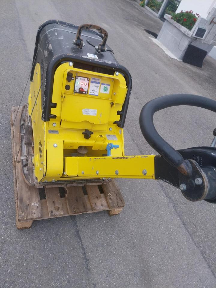 Rüttelplatte Weber CR8 Stampfer Verdichter Vibrationsplatte - Placă compactoare: Foto 4 Rüttelplatte Weber CR8 Stampfer Verdichter Vibrationsplatte - Placă compactoare: Foto 4