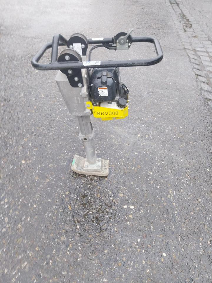Weber SRV 300 II Stampfer Frosch Verdichter Rüttelplatte - Mai compactor: Foto 1 Weber SRV 300 II Stampfer Frosch Verdichter Rüttelplatte - Mai compactor: Foto 1