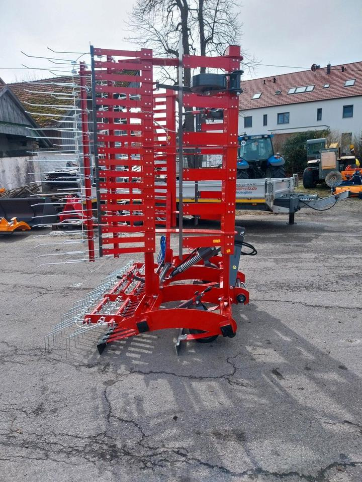 Weidelüfter 6m Wiesenstriegel Wiesenegge Grünlandpflege Striegel - Grapă cu arc: Foto 2 Weidelüfter 6m Wiesenstriegel Wiesenegge Grünlandpflege Striegel - Grapă cu arc: Foto 2