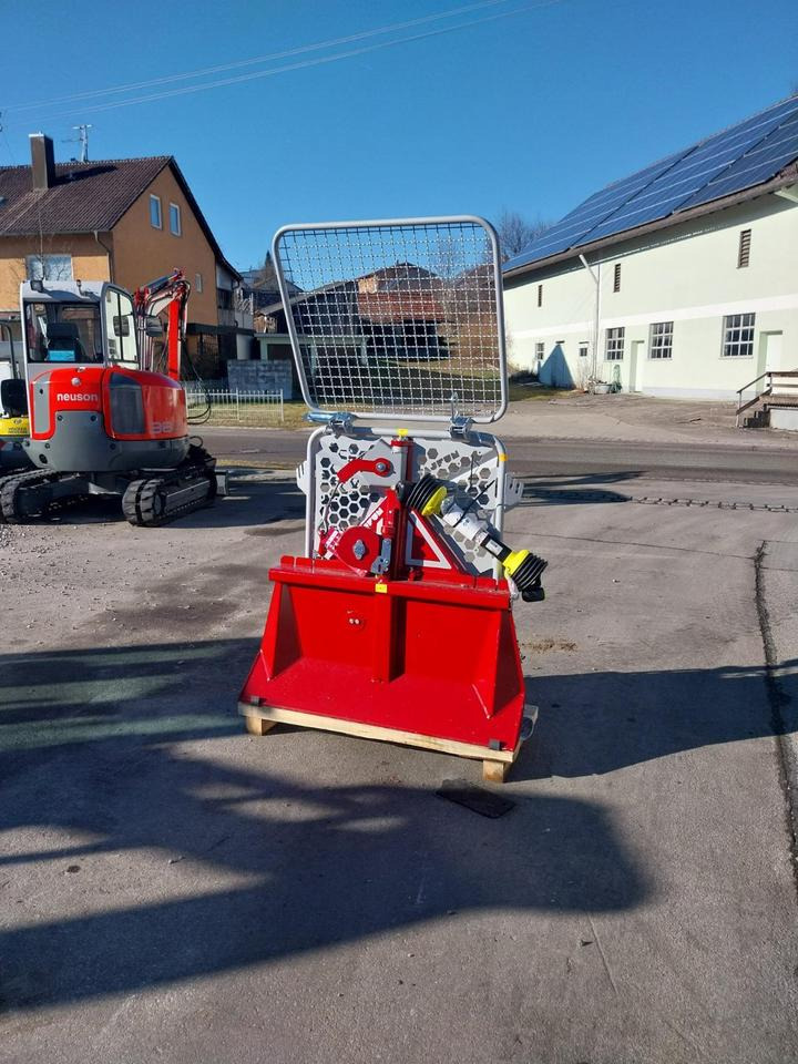 Neue Forstseilwinde Seilwinde Tajfun EGV 35 A , 45, 55, 65, 85 - Troliu pentru Utilaj forestier: Foto 1 Neue Forstseilwinde Seilwinde Tajfun EGV 35 A , 45, 55, 65, 85 - Troliu pentru Utilaj forestier: Foto 1