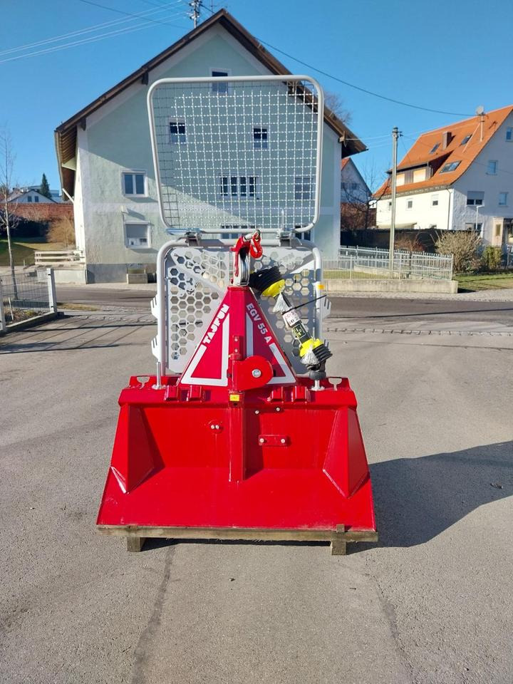 Neue Forstseilwinde Seilwinde Tajfun EGV 55 A , 35, 45, 55, 65,85 - Troliu pentru Utilaj forestier: Foto 2 Neue Forstseilwinde Seilwinde Tajfun EGV 55 A , 35, 45, 55, 65,85 - Troliu pentru Utilaj forestier: Foto 2