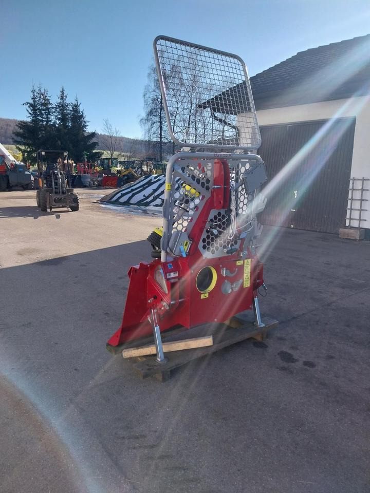 Neue Forstseilwinde Seilwinde Tajfun EGV 55 A , 35, 45, 55, 65,85 - Troliu pentru Utilaj forestier: Foto 4 Neue Forstseilwinde Seilwinde Tajfun EGV 55 A , 35, 45, 55, 65,85 - Troliu pentru Utilaj forestier: Foto 4