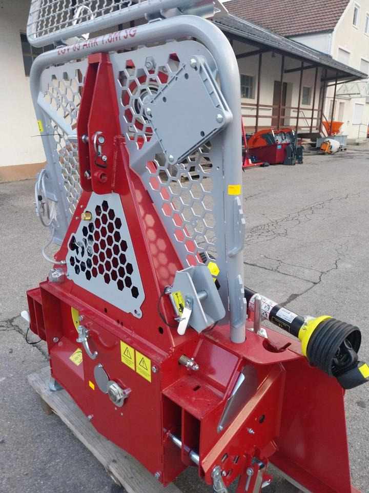 Neue Forstseilwinde Seilwinde Tajfun EGV 65 AHK SG Funk 35 45 55 - Troliu pentru Utilaj forestier: Foto 5 Neue Forstseilwinde Seilwinde Tajfun EGV 65 AHK SG Funk 35 45 55 - Troliu pentru Utilaj forestier: Foto 5