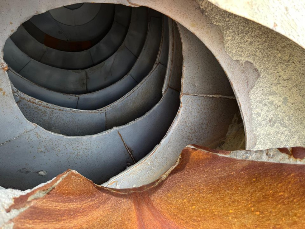 MERCEDES-BENZ Arocs 3240 B 8x4 Betonmischer Deutsch Top AP Achsen - Camion: Foto 4 MERCEDES-BENZ Arocs 3240 B 8x4 Betonmischer Deutsch Top AP Achsen - Camion: Foto 4