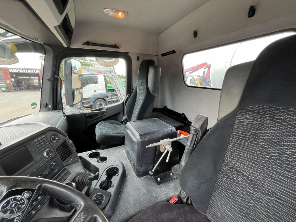 MERCEDES-BENZ Arocs 3240 B 8x4 Betonmischer Deutsch Top AP Achsen - Camion: Foto 3 MERCEDES-BENZ Arocs 3240 B 8x4 Betonmischer Deutsch Top AP Achsen - Camion: Foto 3