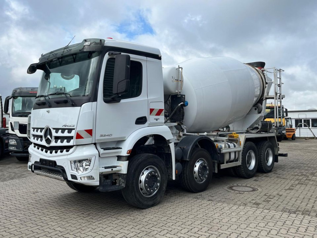 MERCEDES-BENZ Arocs 3240 B 8x4 Betonmischer Deutsch Top AP Achsen - Camion: Foto 1 MERCEDES-BENZ Arocs 3240 B 8x4 Betonmischer Deutsch Top AP Achsen - Camion: Foto 1
