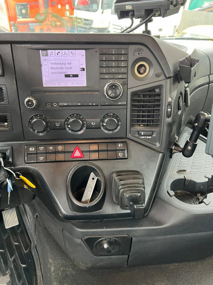 Camion MERCEDES-BENZ Arocs 3240 B 8x4 Betonmischer Deutsch Top Liebherr: Foto 6 Camion MERCEDES-BENZ Arocs 3240 B 8x4 Betonmischer Deutsch Top Liebherr: Foto 6