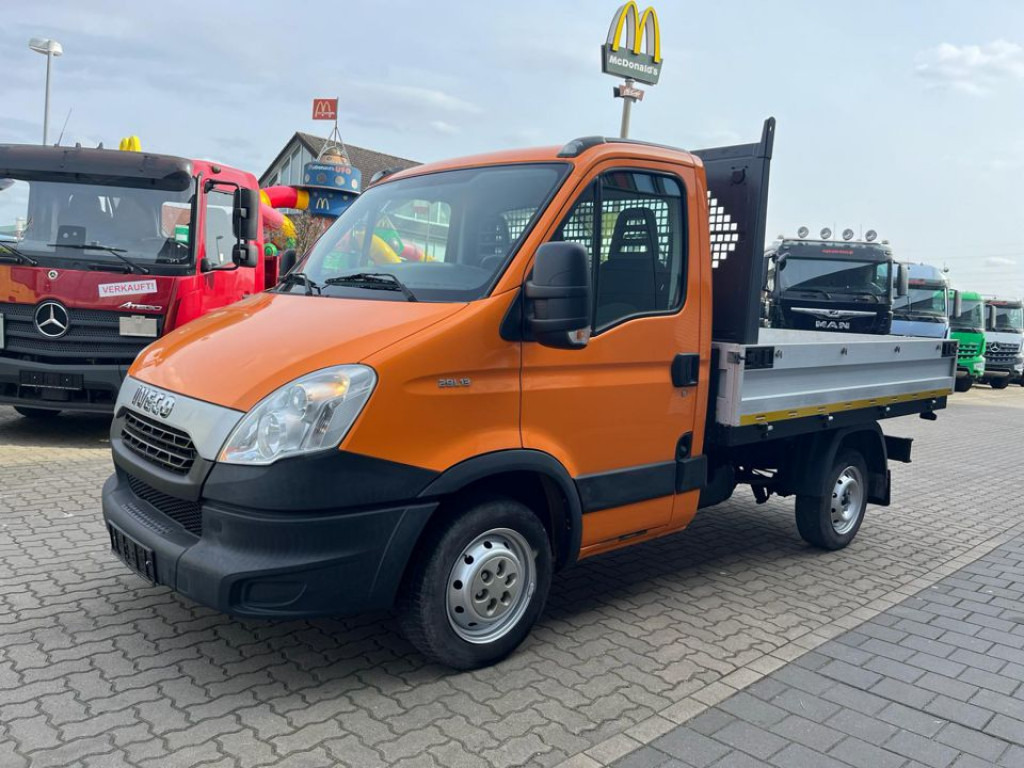 IVECO(I) Daily 29L13 Pritsche - Autoutilitară cu platformă: Foto 1 IVECO(I) Daily 29L13 Pritsche - Autoutilitară cu platformă: Foto 1