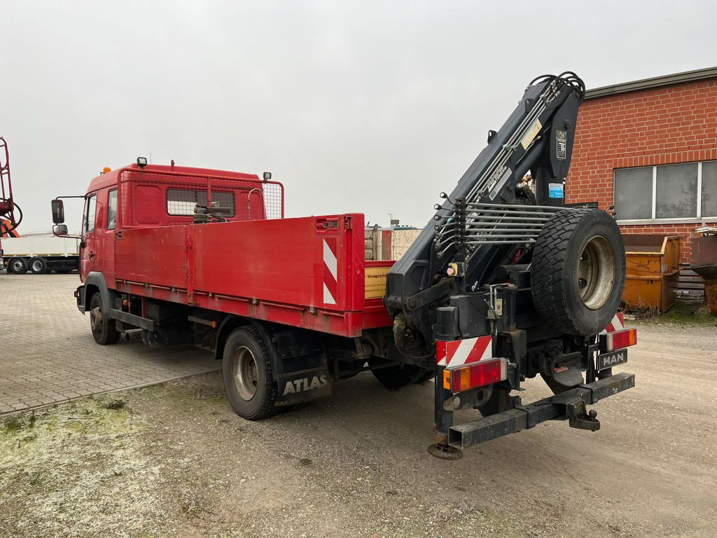 MAN LE 12.225 LC Pritsche Heckkran 6 Zylinder Doka Topzust - Camion platformă, Camion cu macara: Foto 4 MAN LE 12.225 LC Pritsche Heckkran 6 Zylinder Doka Topzust - Camion platformă, Camion cu macara: Foto 4