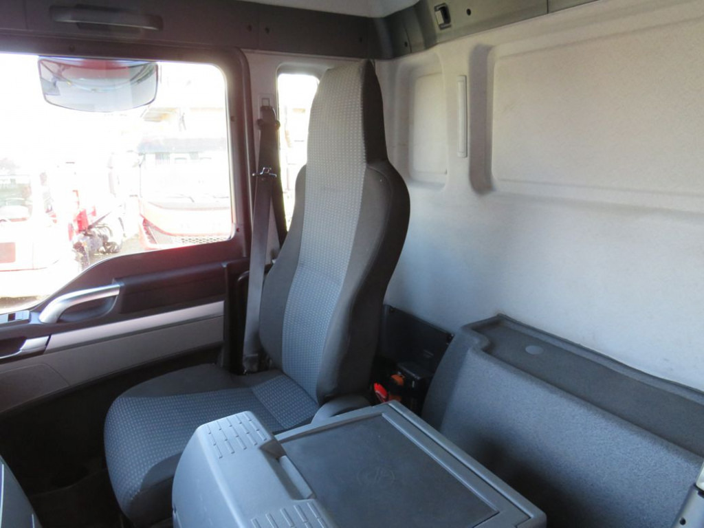 MAN TG-S 26.400 6x2-2 BL Pritsche Heckkran Atlas 165.2 - Camion platformă, Camion cu macara: Foto 2 MAN TG-S 26.400 6x2-2 BL Pritsche Heckkran Atlas 165.2 - Camion platformă, Camion cu macara: Foto 2