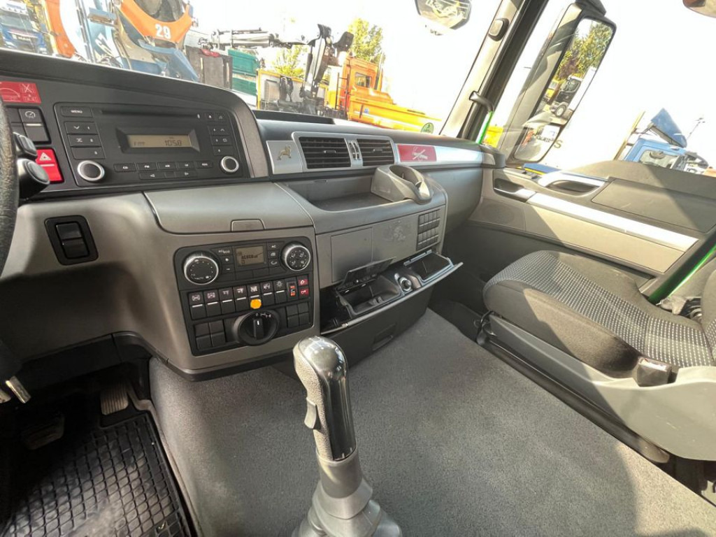 MAN TG-S 26.400 6x4H-2 BL Abrollkipper mit Kran Lift Lenk - Camion cu cârlig, Camion cu macara: Foto 3 MAN TG-S 26.400 6x4H-2 BL Abrollkipper mit Kran Lift Lenk - Camion cu cârlig, Camion cu macara: Foto 3