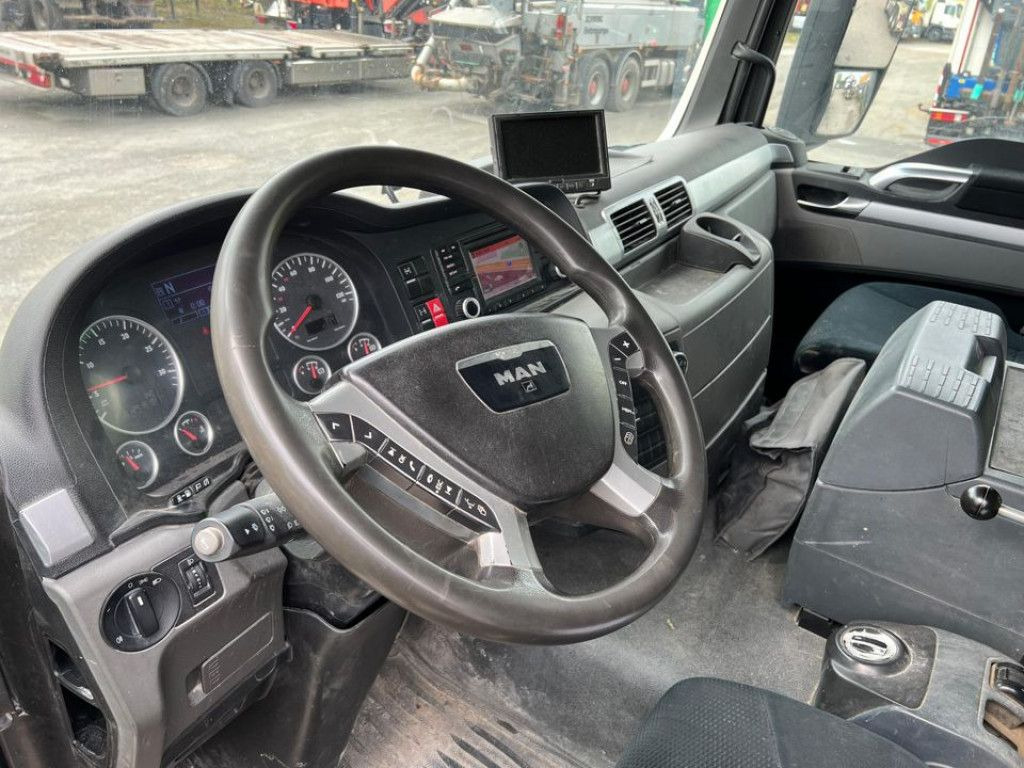 MAN TG-S 32.400 8x4 BB Betonmischer Stetter 9m³ Deut - Autobetonieră: Foto 5 MAN TG-S 32.400 8x4 BB Betonmischer Stetter 9m³ Deut - Autobetonieră: Foto 5