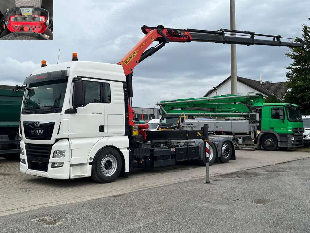 MAN TG-X 26.460 6x2-2 BL Pritsche Kran PK 24.001 Funk Lenk - Camion platformă, Camion cu macara: Foto 1 MAN TG-X 26.460 6x2-2 BL Pritsche Kran PK 24.001 Funk Lenk - Camion platformă, Camion cu macara: Foto 1