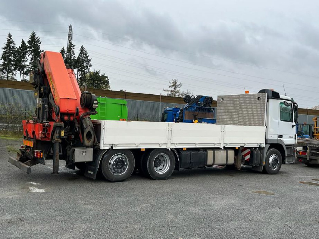 Leasing de MERCEDES-BENZ Actros 2546 L 6x2 Pritsche Heckkran Palfinger PK 44.002+Winde MERCEDES-BENZ Actros 2546 L 6x2 Pritsche Heckkran Palfinger PK 44.002+Winde: Foto 10 Leasing de MERCEDES-BENZ Actros 2546 L 6x2 Pritsche Heckkran Palfinger PK 44.002+Winde MERCEDES-BENZ Actros 2546 L 6x2 Pritsche Heckkran Palfinger PK 44.002+Winde: Foto 10