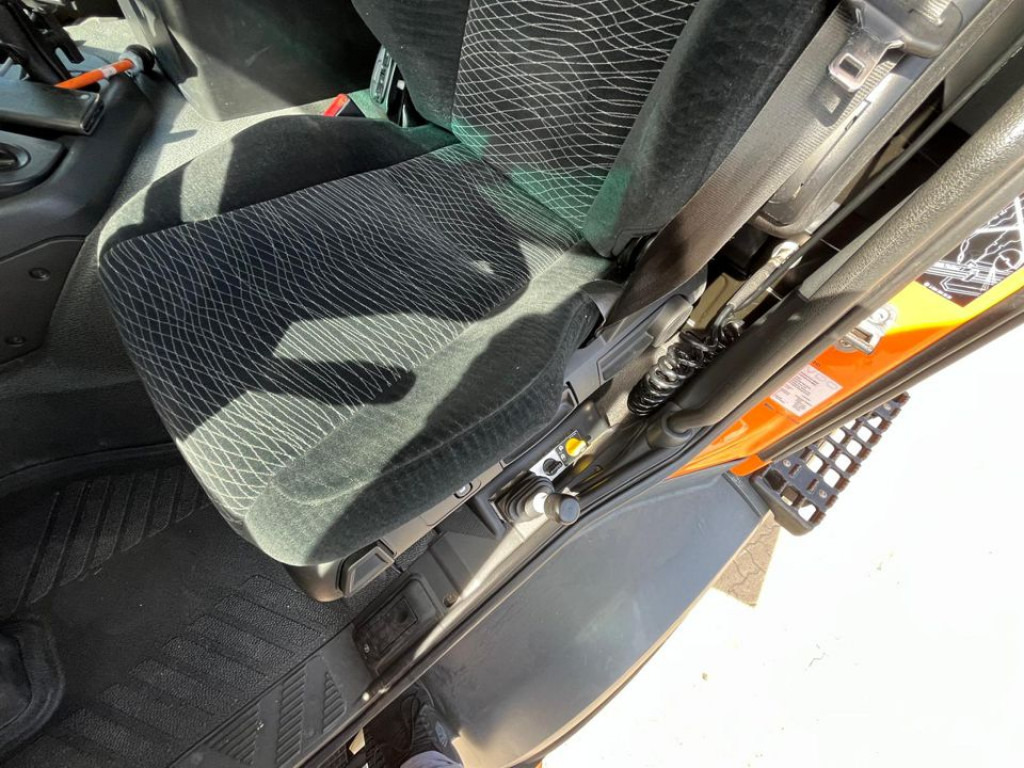 MERCEDES-BENZ Arocs 2135 AK 4x4 2-Achs Allradkipper Kommunalhydr. - Camion basculantă: Foto 3 MERCEDES-BENZ Arocs 2135 AK 4x4 2-Achs Allradkipper Kommunalhydr. - Camion basculantă: Foto 3