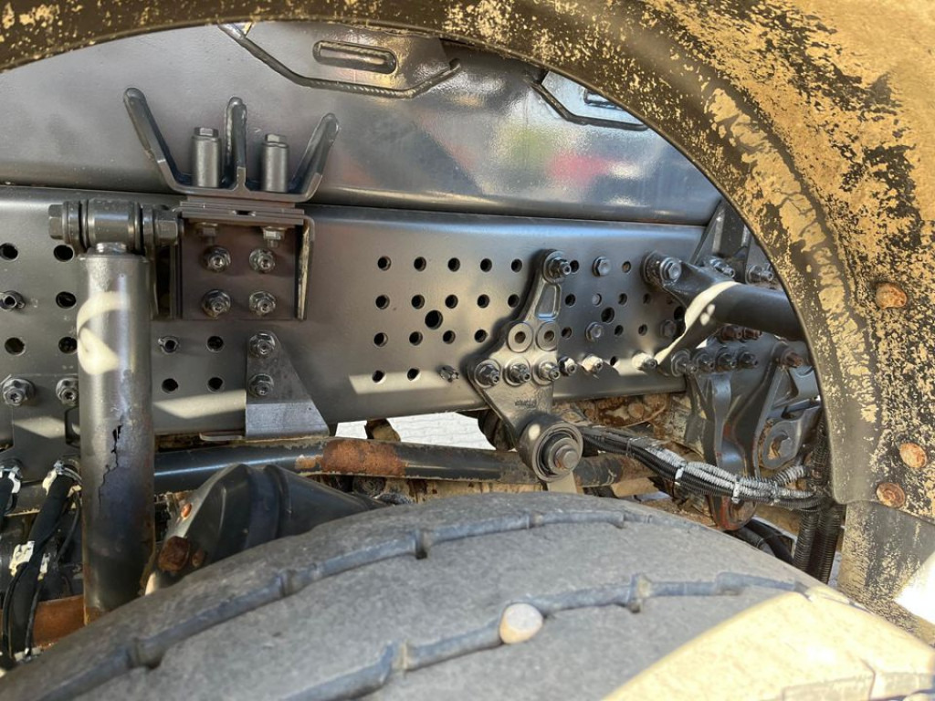 MERCEDES-BENZ Arocs 4145 8x8 4 Achs Muldenkipper Meiller - Camion basculantă: Foto 5 MERCEDES-BENZ Arocs 4145 8x8 4 Achs Muldenkipper Meiller - Camion basculantă: Foto 5