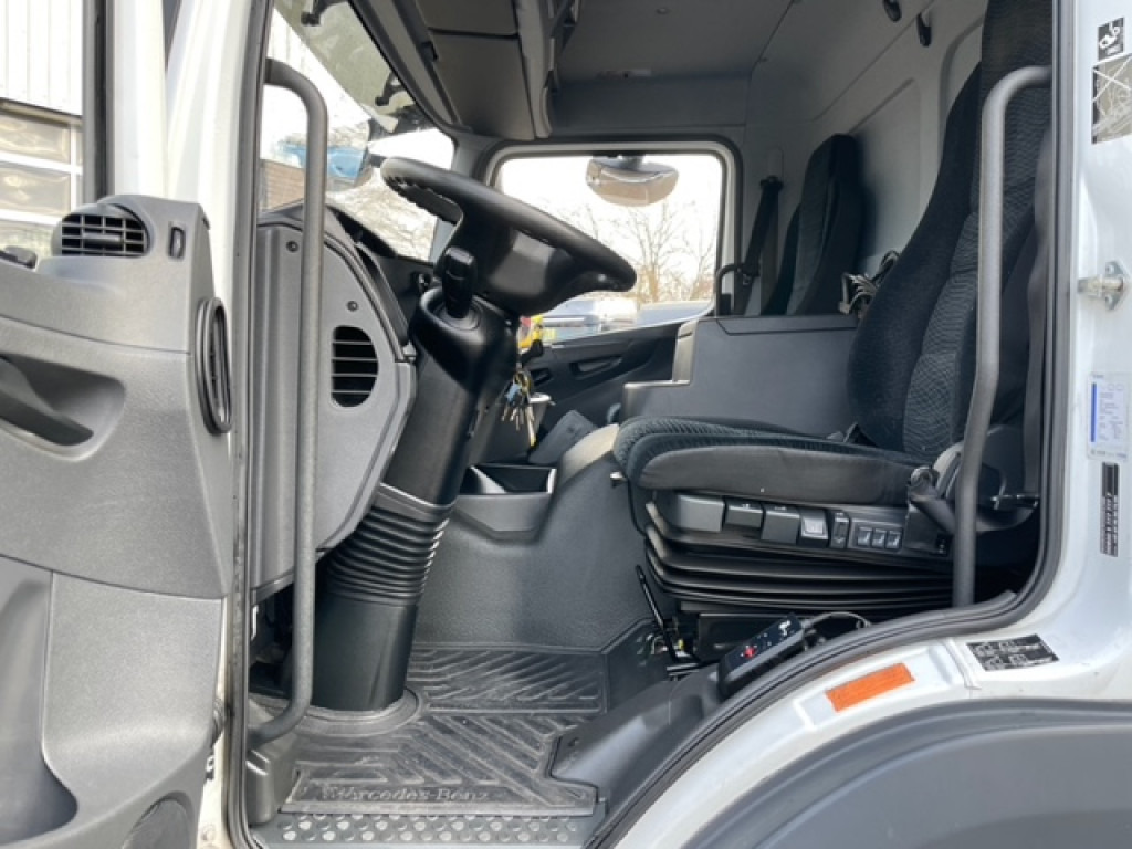 MERCEDES-BENZ Atego 1224 L Pritsche LBW LBW 1.5to - Camion cu prelată: Foto 5 MERCEDES-BENZ Atego 1224 L Pritsche LBW LBW 1.5to - Camion cu prelată: Foto 5