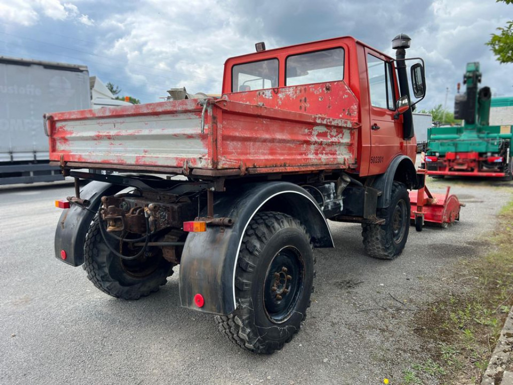 MERCEDES-BENZ Unimog U 424 2-Achs Allradkipper Front+Heckhydraulik Besen - Camion basculantă: Foto 3 MERCEDES-BENZ Unimog U 424 2-Achs Allradkipper Front+Heckhydraulik Besen - Camion basculantă: Foto 3