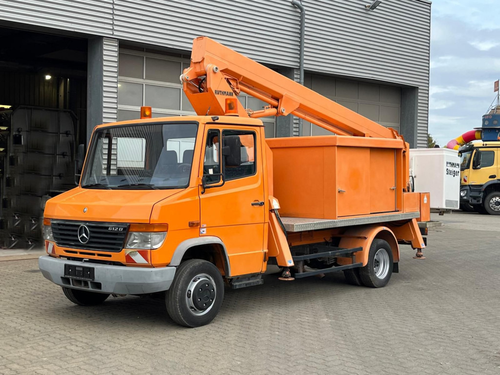 MERCEDES-BENZ Vario 612 D Hubarbeitsbühne Arbeitshöhe 18m - Camion cu nacela: Foto 1 MERCEDES-BENZ Vario 612 D Hubarbeitsbühne Arbeitshöhe 18m - Camion cu nacela: Foto 1