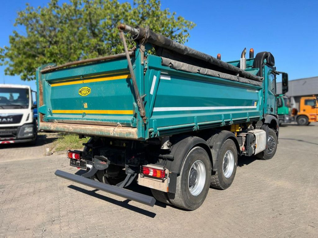 Mercedes-Benz Arocs 2636 6x6 HAD 3-Achs Allradkipper Meiller Mercedes-Benz Arocs 2636 6x6 HAD 3-Achs Allradkipper Meiller - Camion basculantă: Foto 4 Mercedes-Benz Arocs 2636 6x6 HAD 3-Achs Allradkipper Meiller Mercedes-Benz Arocs 2636 6x6 HAD 3-Achs Allradkipper Meiller - Camion basculantă: Foto 4