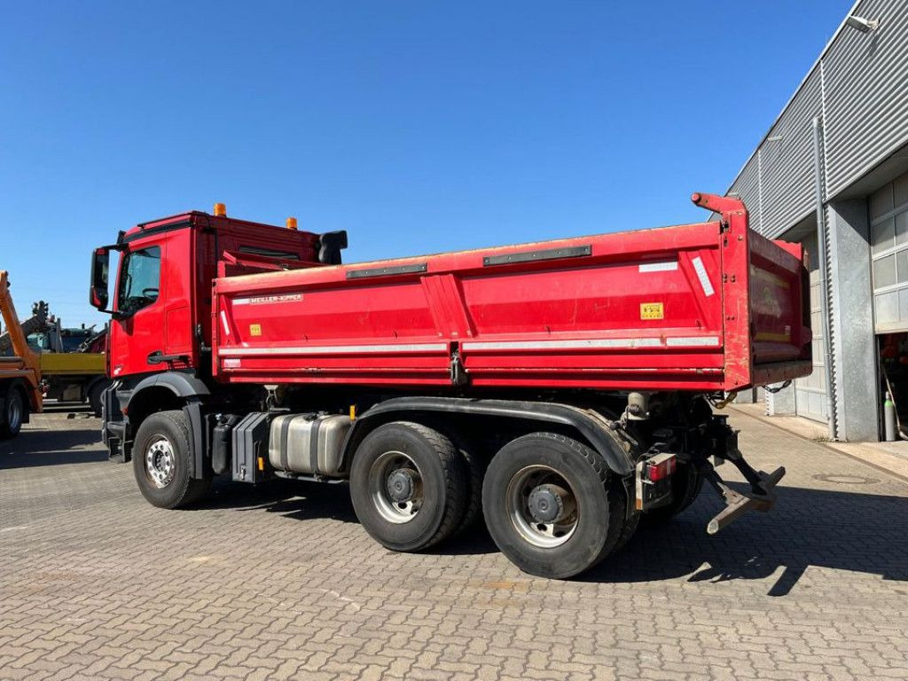 Mercedes-Benz Arocs 2648 6x4 3-Achs Kipper Bordmatik - Camion basculantă: Foto 4 Mercedes-Benz Arocs 2648 6x4 3-Achs Kipper Bordmatik - Camion basculantă: Foto 4