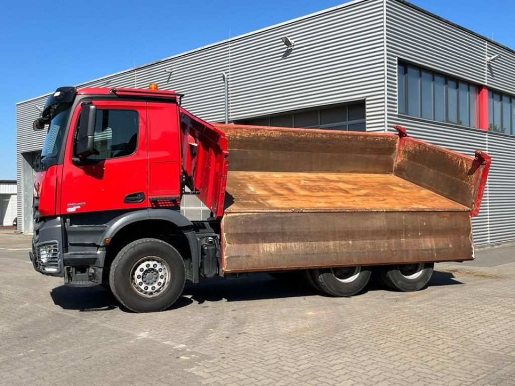Mercedes-Benz Arocs 2648 6x4 3-Achs Kipper Bordmatik - Camion basculantă: Foto 3 Mercedes-Benz Arocs 2648 6x4 3-Achs Kipper Bordmatik - Camion basculantă: Foto 3
