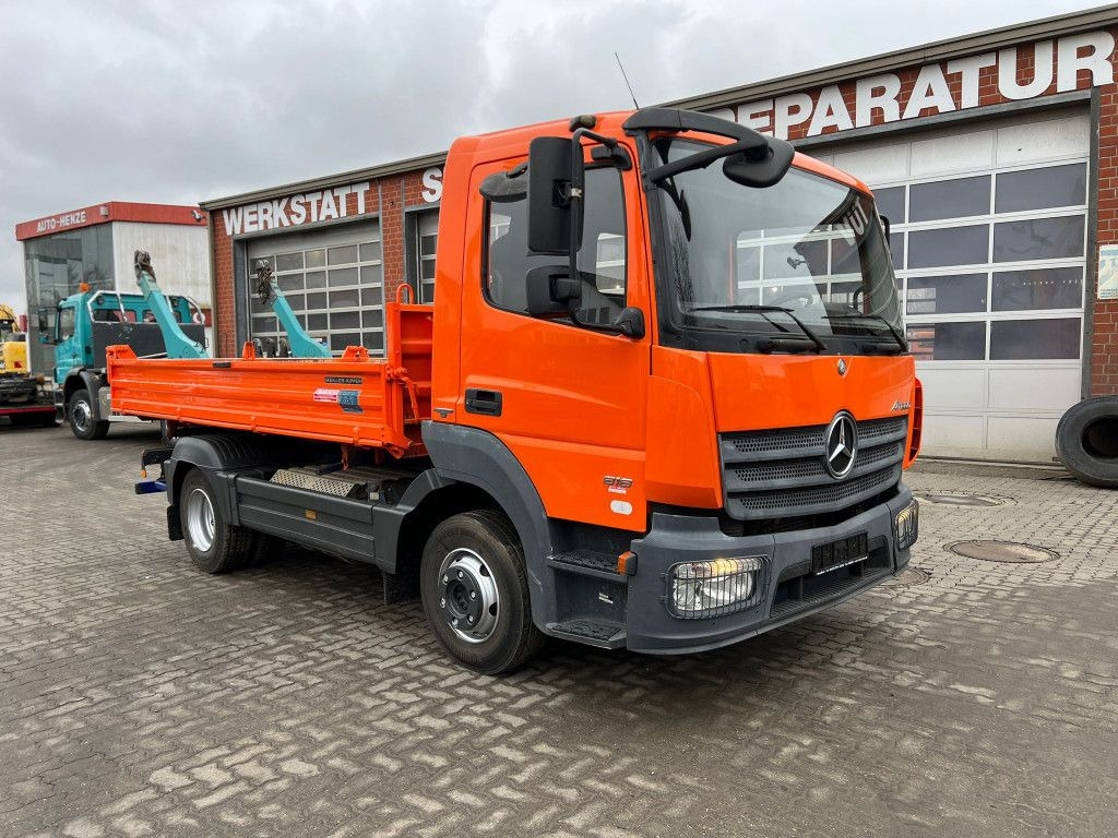 Mercedes-Benz Atego 818 K 2-Achs Kipper Schalter - Camion basculantă: Foto 2 Mercedes-Benz Atego 818 K 2-Achs Kipper Schalter - Camion basculantă: Foto 2