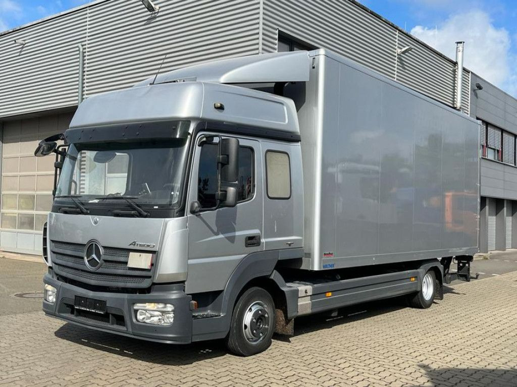 Autoutilitară box Mercedes-Benz Atego 818 L Möbelkoffer LBW Möbelkoffer gr.Fhs+S: Foto 1