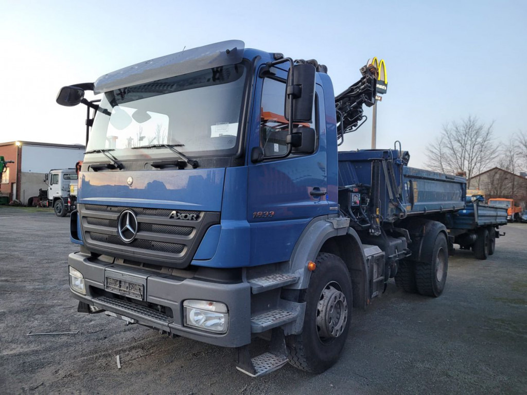 Mercedes-Benz Axor 2-Achs Kipper Kran 1833 K 3xAuss.Greiferst - Camion basculantă, Camion cu macara: Foto 1 Mercedes-Benz Axor 2-Achs Kipper Kran 1833 K 3xAuss.Greiferst - Camion basculantă, Camion cu macara: Foto 1