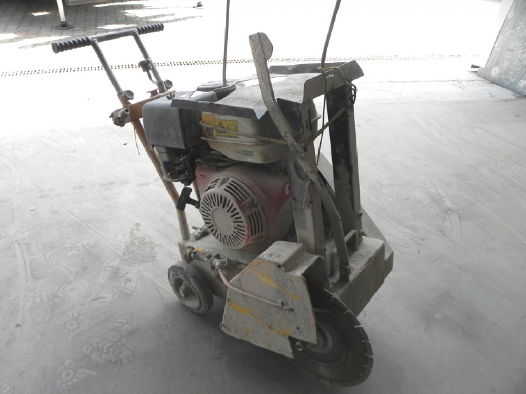 CEDIMA DIAMANTWERKZEUGE Fugenschneider CF-12 4R Kleinteile - Utilaje constructii: Foto 4 CEDIMA DIAMANTWERKZEUGE Fugenschneider CF-12 4R Kleinteile - Utilaje constructii: Foto 4