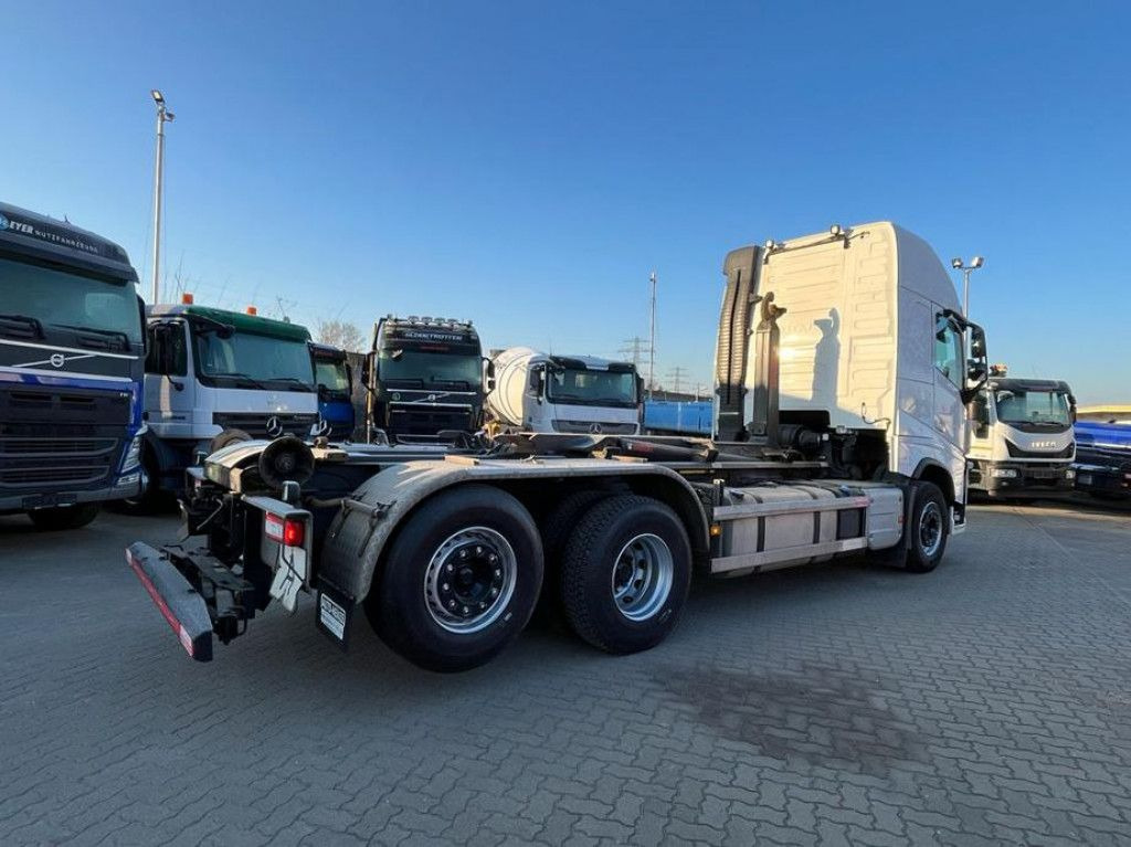 Volvo FH 500 6x2 Abrollkipper Funkfernbedienung - Camion cu cârlig: Foto 4 Volvo FH 500 6x2 Abrollkipper Funkfernbedienung - Camion cu cârlig: Foto 4