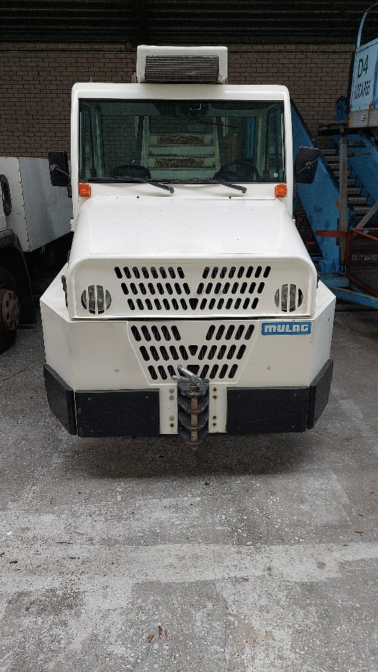 Mulag Comet 4 Baggage Tractor - Tractor pentru bagaje: Foto 1 Mulag Comet 4 Baggage Tractor - Tractor pentru bagaje: Foto 1