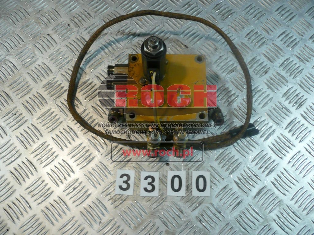 CATERPILLAR - 1 SEKCYJNY + SKY5P-12-D - Supapa hidraulica: Foto 1 CATERPILLAR - 1 SEKCYJNY + SKY5P-12-D - Supapa hidraulica: Foto 1