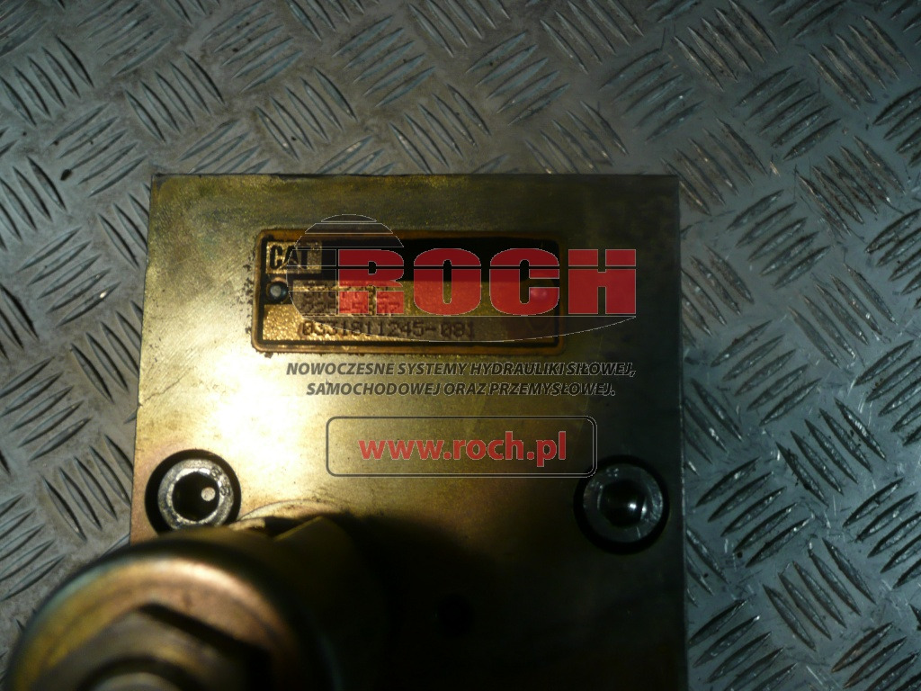 CATERPILLAR 3767792 225-5807  - 1 SEKCYJNY + CEWKA - Supapa hidraulica: Foto 2 CATERPILLAR 3767792 225-5807  - 1 SEKCYJNY + CEWKA - Supapa hidraulica: Foto 2