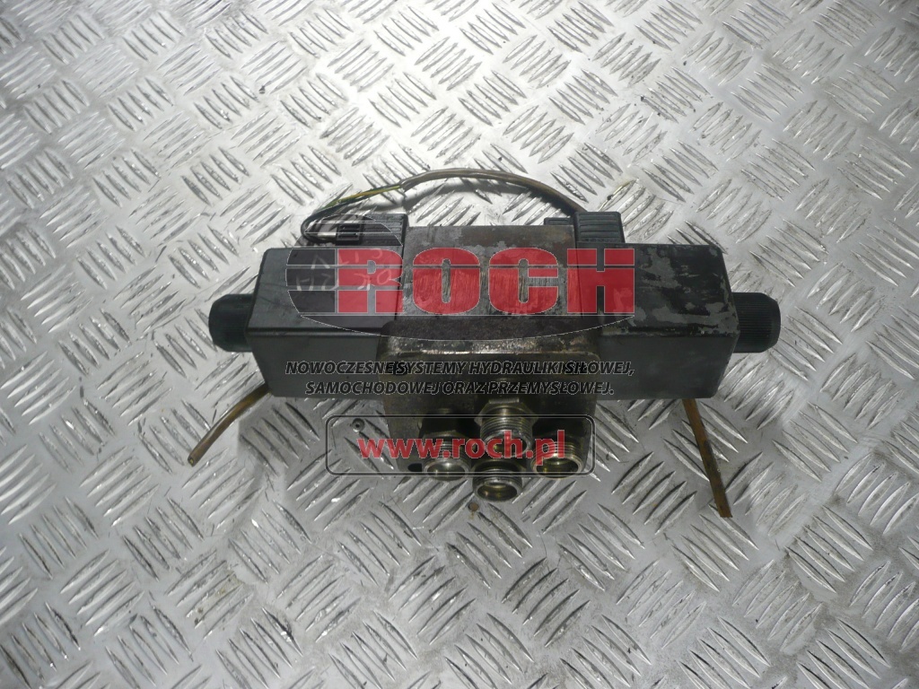 O&K 1725083 - 1 SEKCYJNY + ELEKTROZAWORY + CEWKI - Supapa hidraulica: Foto 2 O&K 1725083 - 1 SEKCYJNY + ELEKTROZAWORY + CEWKI - Supapa hidraulica: Foto 2