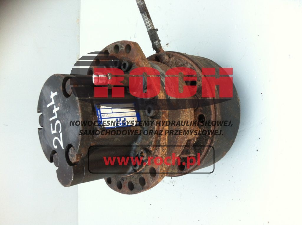 POCLAIN MS02-1-123-A02-1L3C-57DFJM A13943F - Motor hidraulic pentru Măturătoare stradală: Foto 1 POCLAIN MS02-1-123-A02-1L3C-57DFJM A13943F - Motor hidraulic pentru Măturătoare stradală: Foto 1