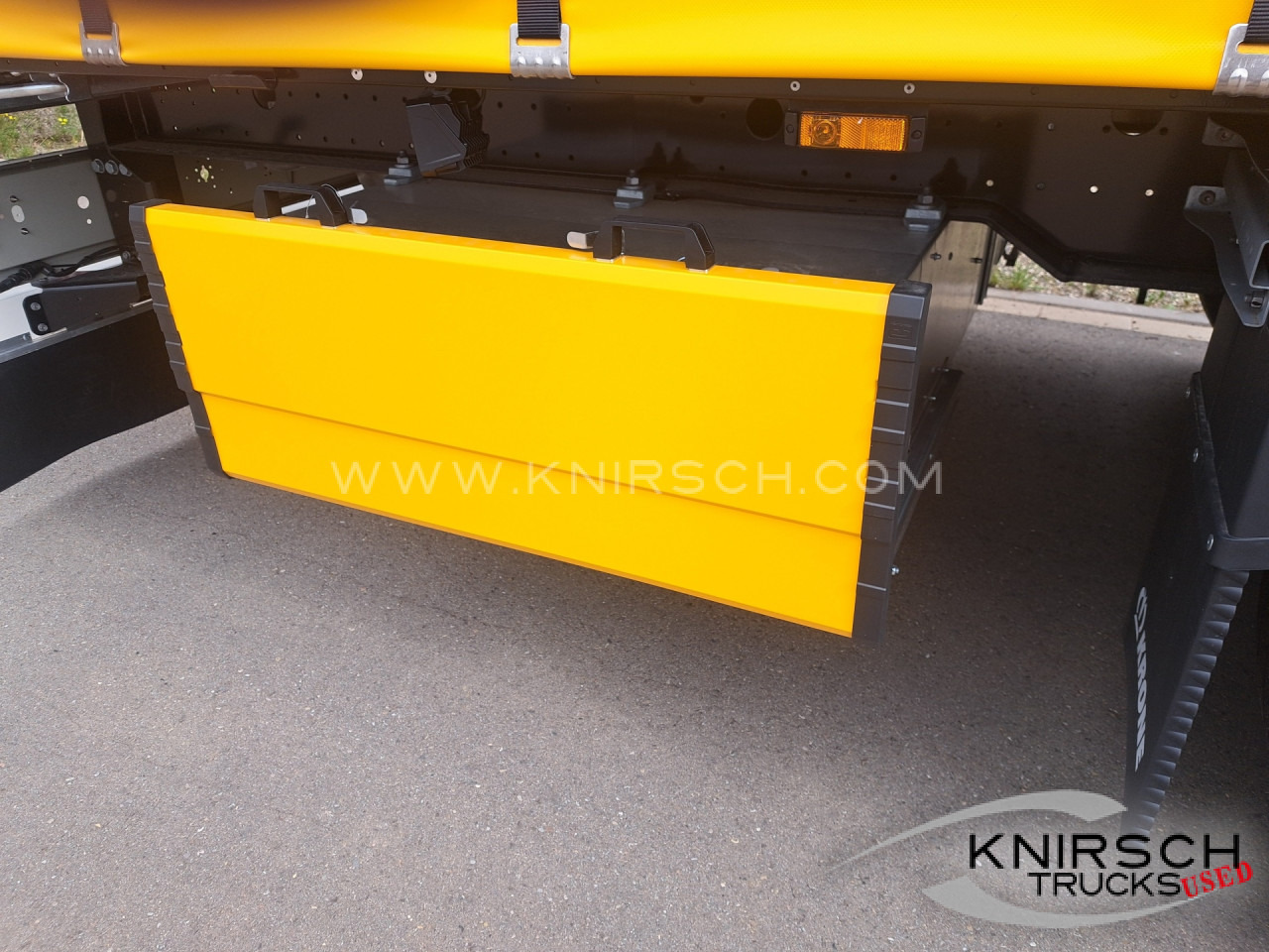 KRONE Profi Liner SDP 27  XL, Getränke, Daimler 9.5 - Remorcă cu prelată: Foto 4 KRONE Profi Liner SDP 27  XL, Getränke, Daimler 9.5 - Remorcă cu prelată: Foto 4