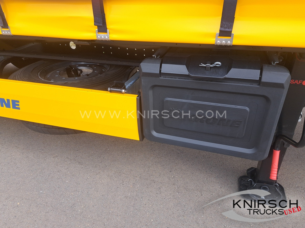 KRONE Profi Liner SDP 27  XL, Getränke, Daimler 9.5 - Remorcă cu prelată: Foto 2 KRONE Profi Liner SDP 27  XL, Getränke, Daimler 9.5 - Remorcă cu prelată: Foto 2