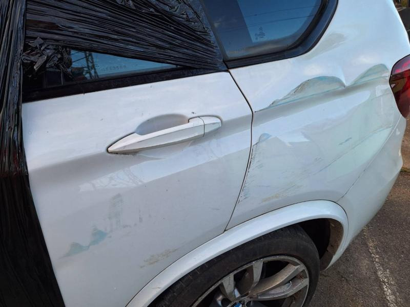 SUV BMW X5: Foto 26