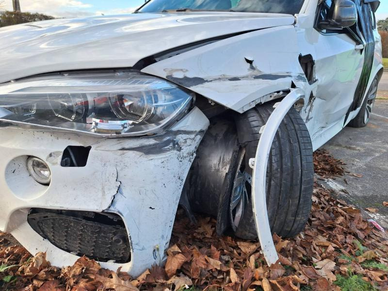 SUV BMW X5: Foto 28