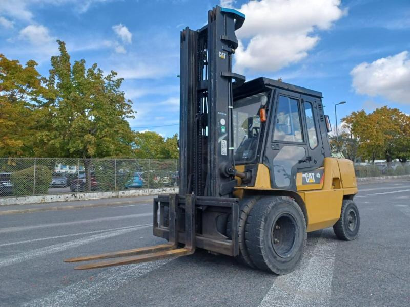 Caterpillar GP45K2 - Stivuitor GPL: Foto 1 Caterpillar GP45K2 - Stivuitor GPL: Foto 1