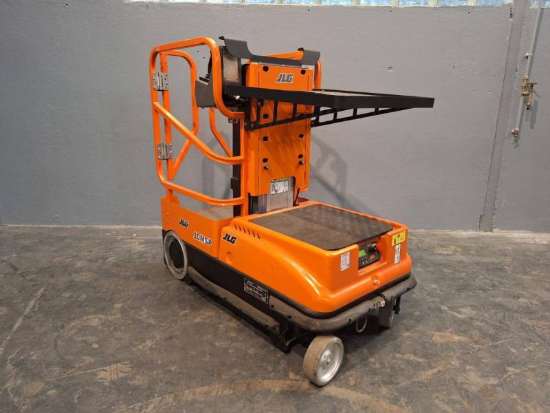JLG 10MSP - Platformă verticală: Foto 4 JLG 10MSP - Platformă verticală: Foto 4