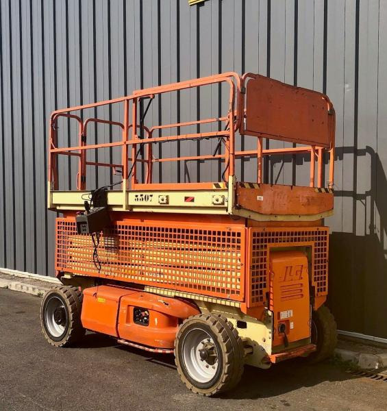 JLG 3369 LE - Platformă verticală: Foto 1 JLG 3369 LE - Platformă verticală: Foto 1
