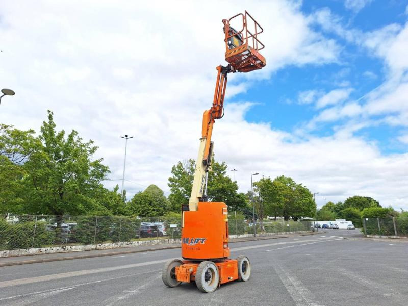 Nacela articulata JLG E300AJP: Foto 16