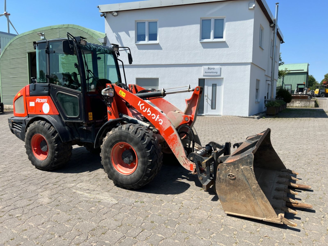 Kubota R 085, Bj 19, 1950 BH, SWE, Schaufel, Gabel - Încărcător frontal pe pneuri: Foto 2 Kubota R 085, Bj 19, 1950 BH, SWE, Schaufel, Gabel - Încărcător frontal pe pneuri: Foto 2